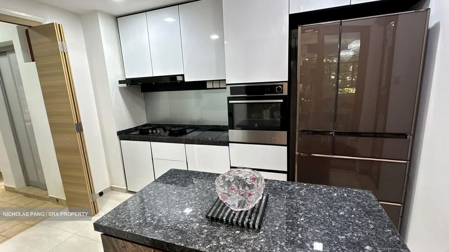 Casafina (D16), Condominium #563346401